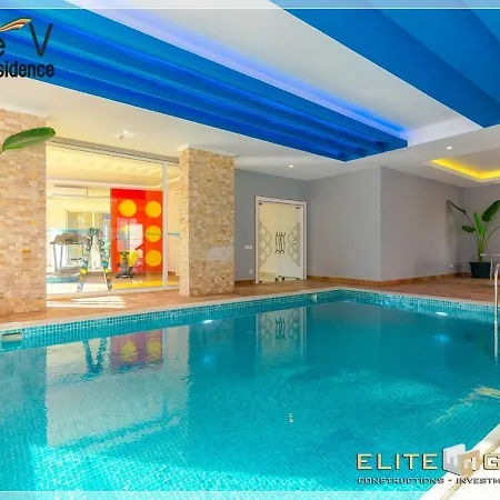 Elite Life 5 Apartment Apartmán *